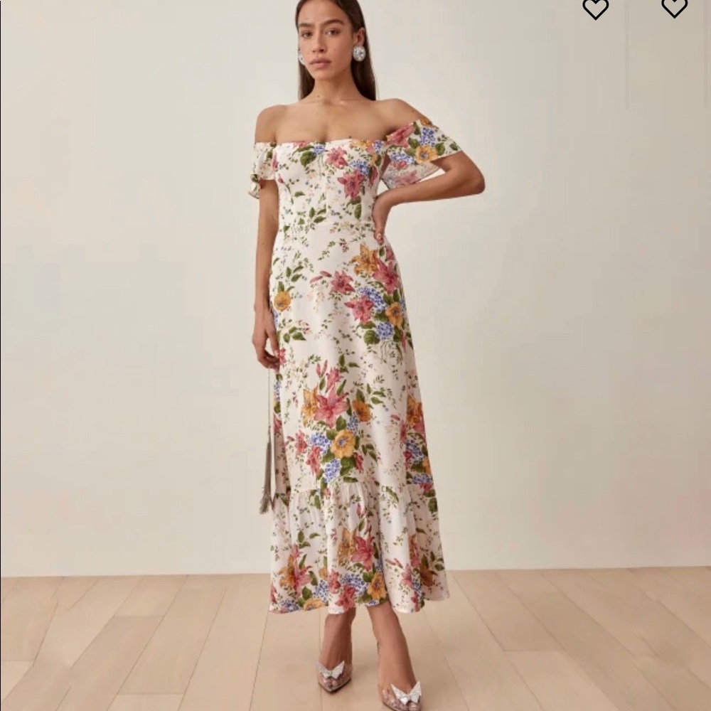 Reformation Butterfly Dress in Marie Antoinette - Picture 2 of 14